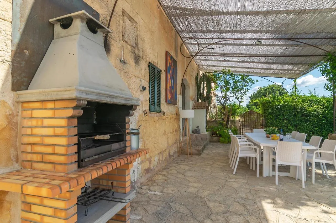 Can Bombarda Llubi Villa